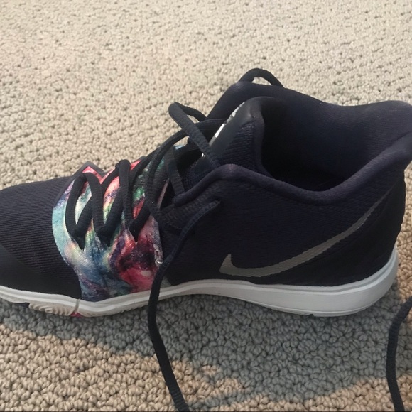 (Nike kyrie 5) excellent condition - Picture 3 of 5